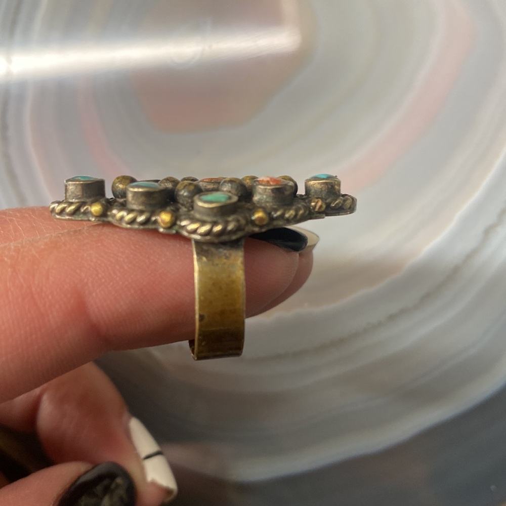 Tibetan Turquoise and Coral Handmade Ring - Picture 4 of 8